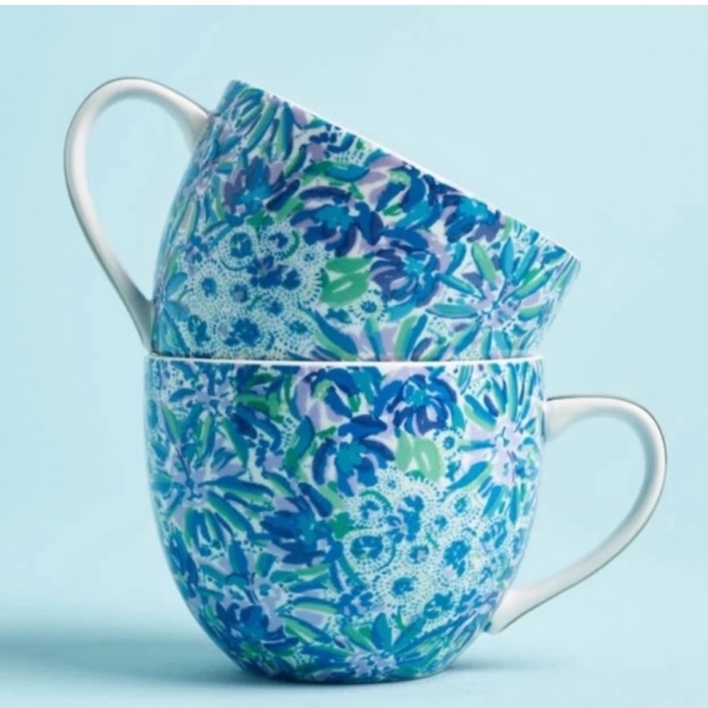 Lilly Pulitzer ceramic mugs. Set of two.  12oz size - Picture 2 of 15